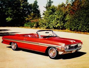 Oldsmobile Starfire Convertible 1961 года
